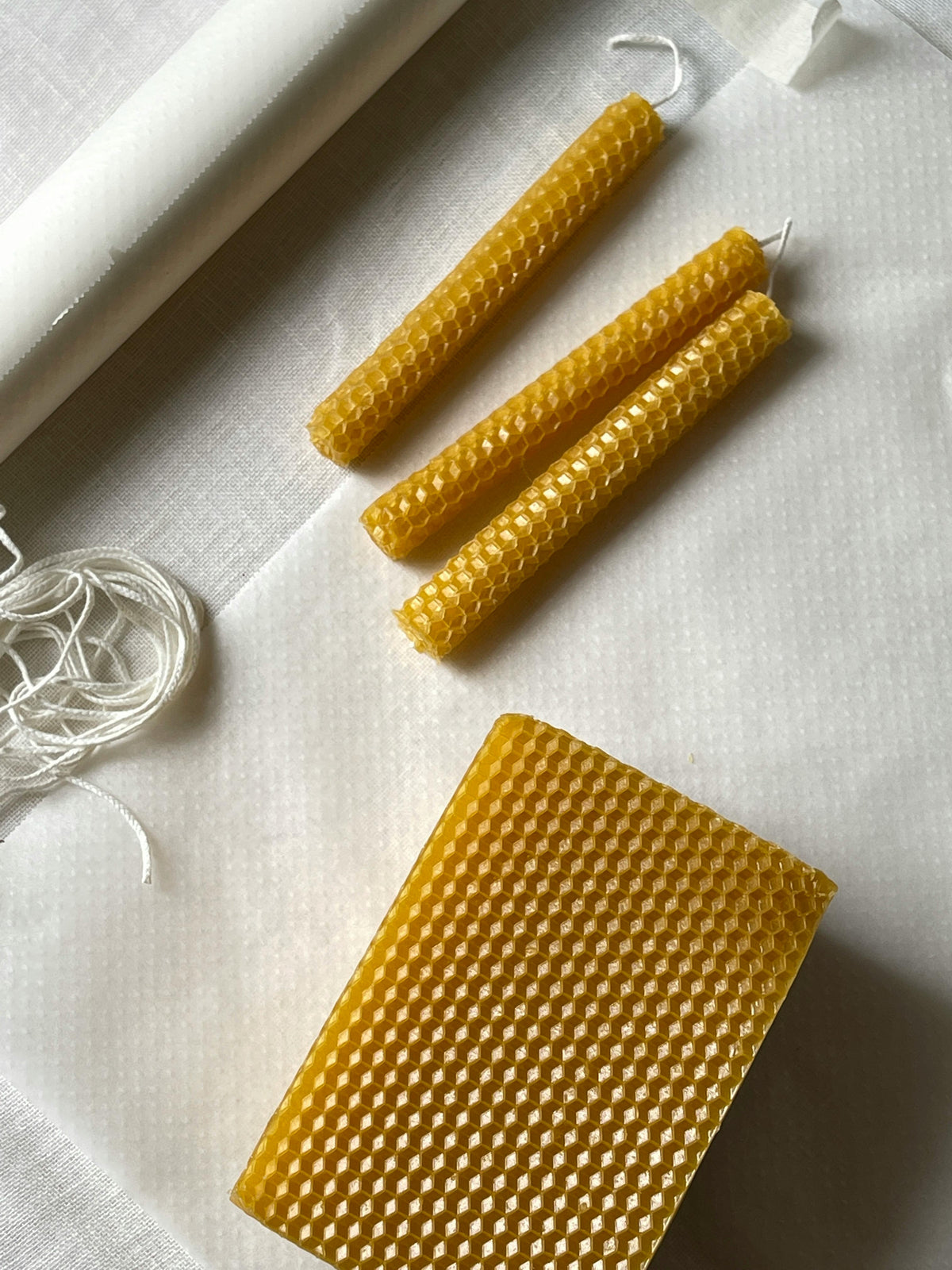 How To Make A Rolled Beeswax Candle