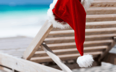 Deck the Halls with Fragrance: The Top 10 Christmas Candle Scents for Both Hemispheres